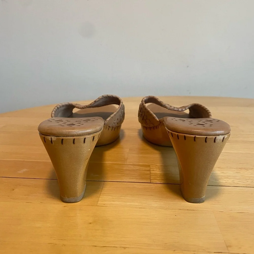 Jack Rogers Women's Brown Mules - Picture 3 of 6